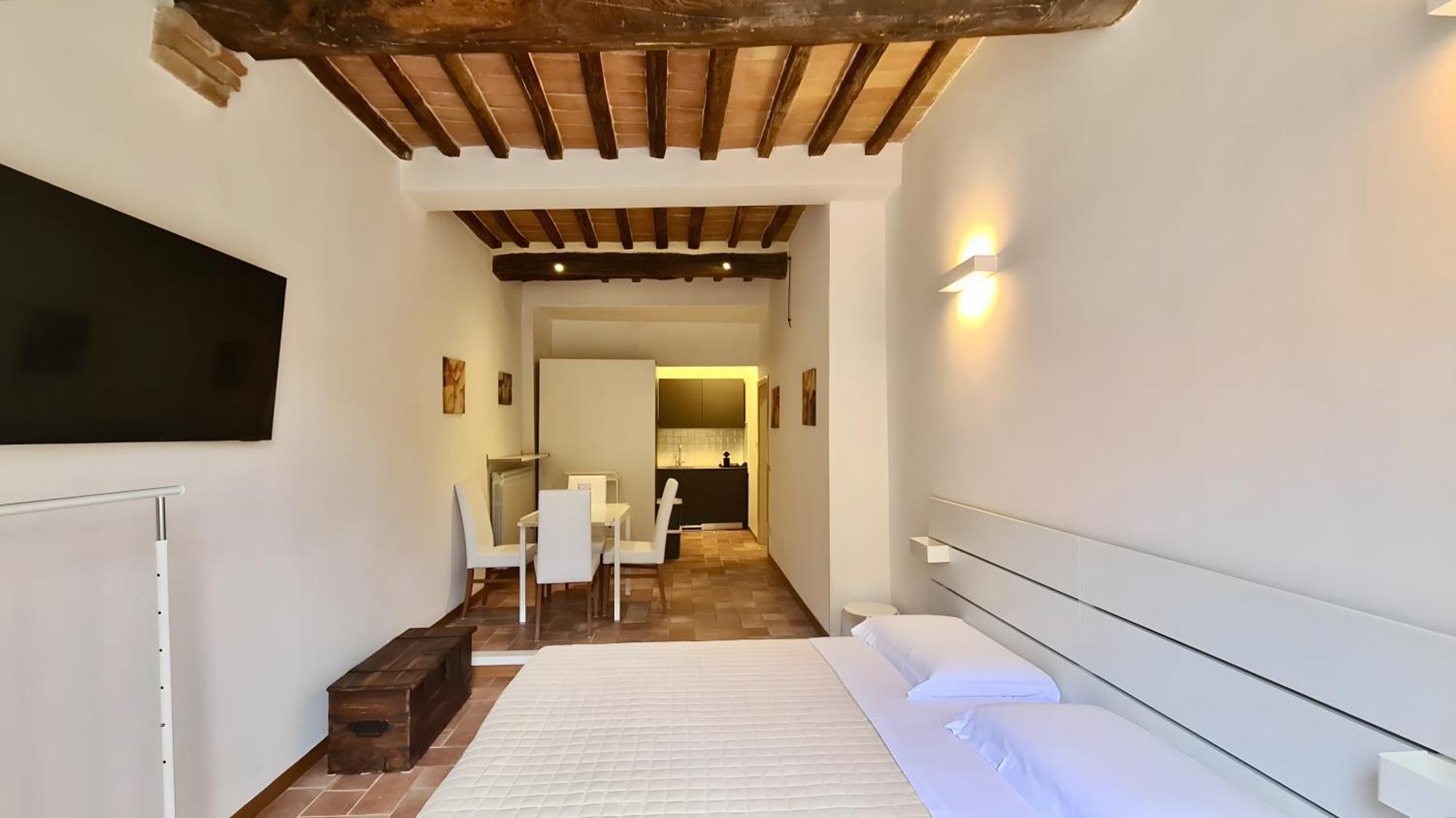 Fontebranda Nest Apartment Siena Bagian luar foto