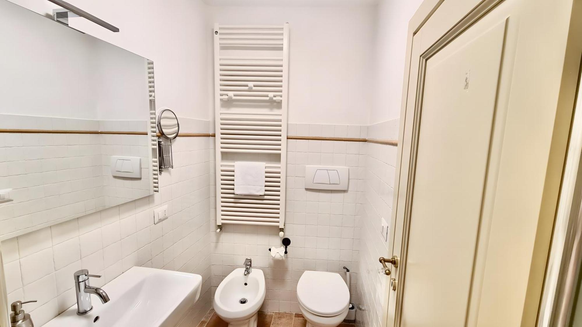 Fontebranda Nest Apartment Siena Bagian luar foto