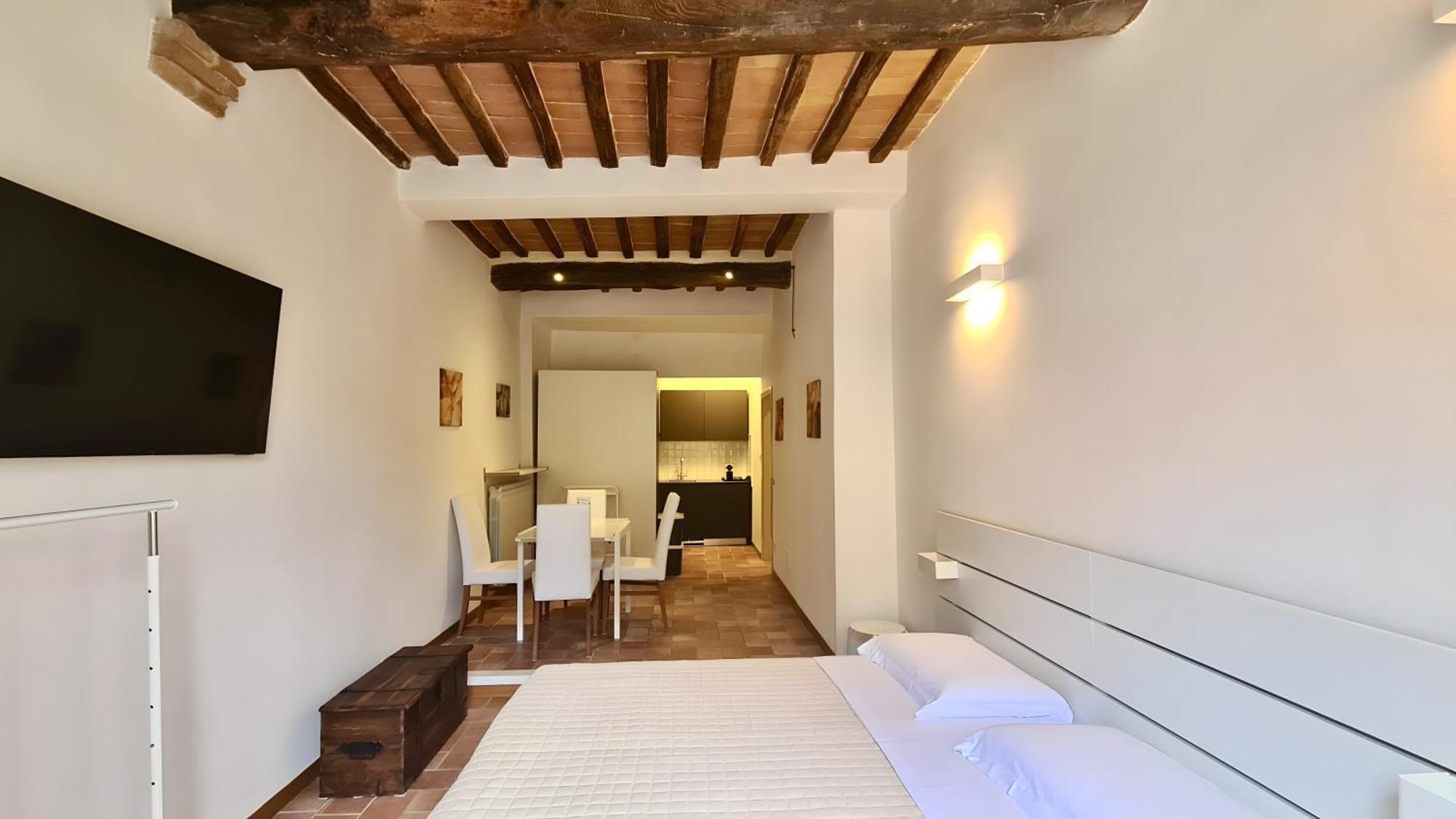 Fontebranda Nest Apartment Siena Bagian luar foto